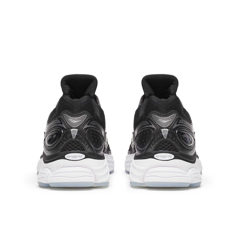 Saucony ProGrid Omni 9 | Noir et Blanche
