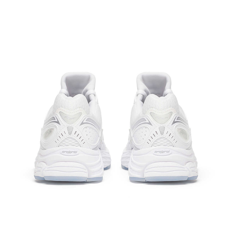 Saucony ProGrid Omni 9 | Full White